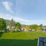Weissensee 公寓 *