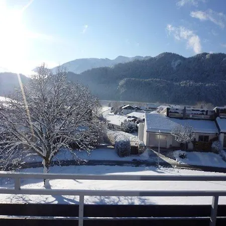 Weissensee アパート フュッセン